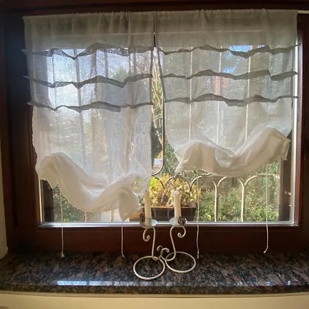 Sun House And Hill بيت للعطل لسا
