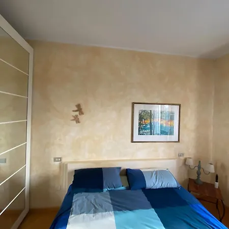 Casa vacanze Sun House And Hill Lesa